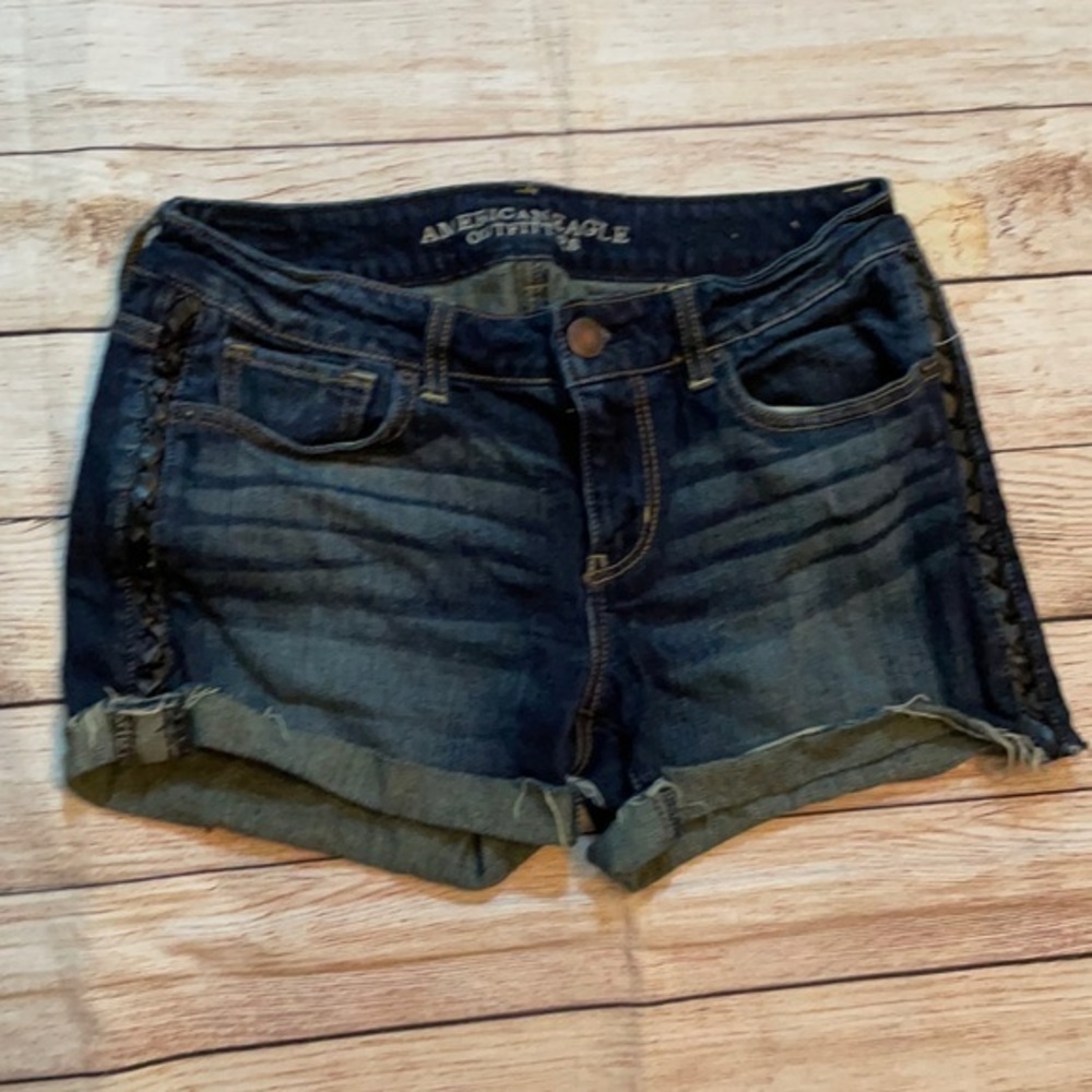 Women’s Distressed American Eagle shorts size 10